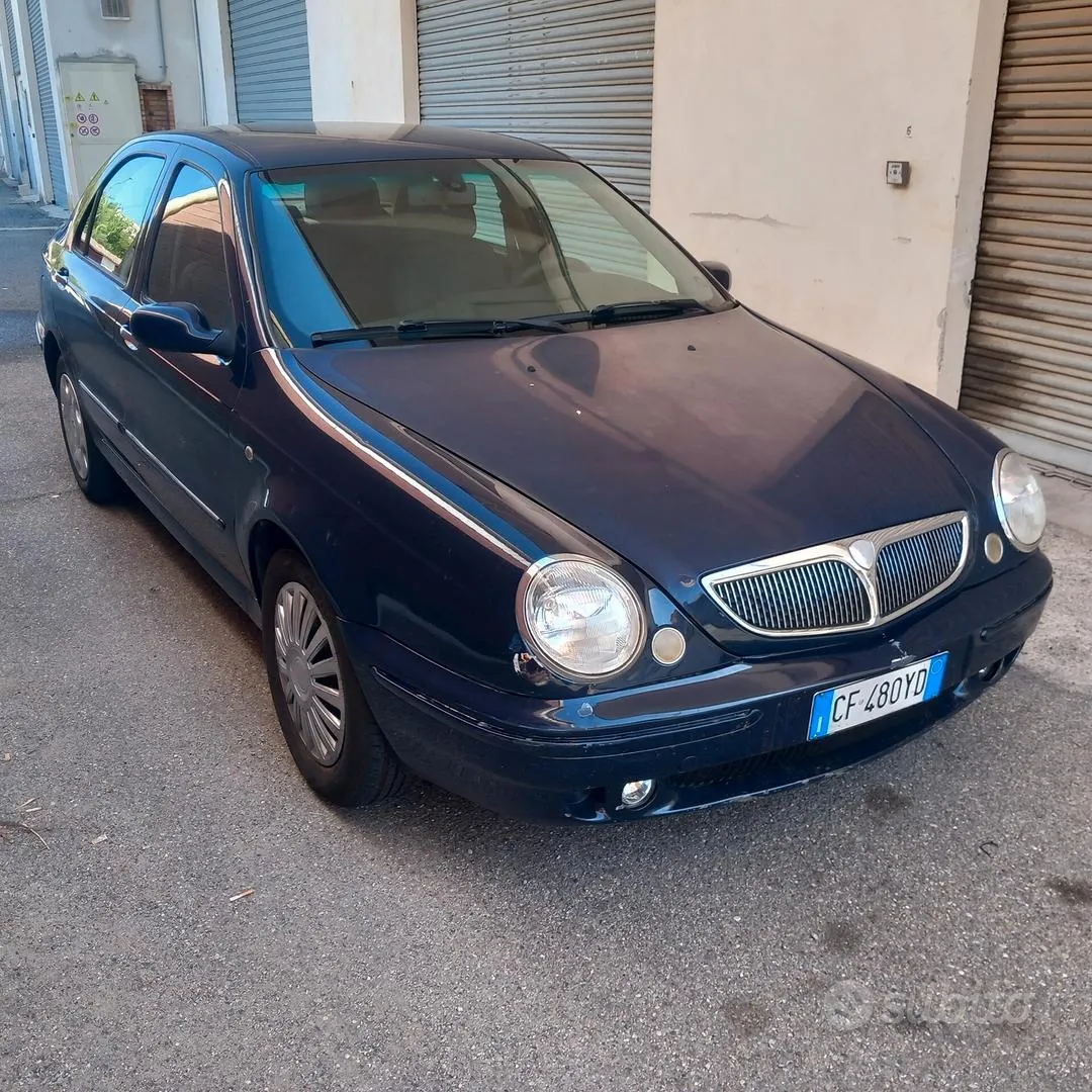 Lancia Lybra