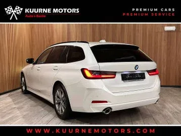 BMW 3 Series 2022 photo 2