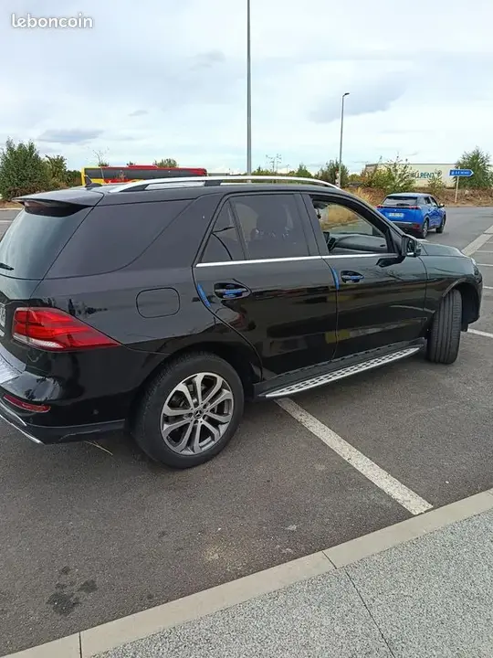 Mercedes-Benz Gle 2018 photo 2