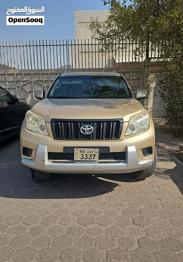 Toyota Prado 2010 photo 2