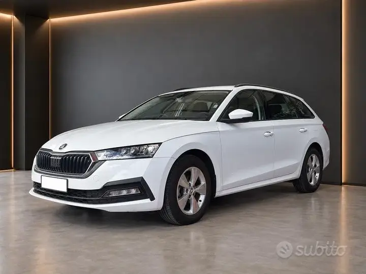 Skoda Octavia 2023 photo 3