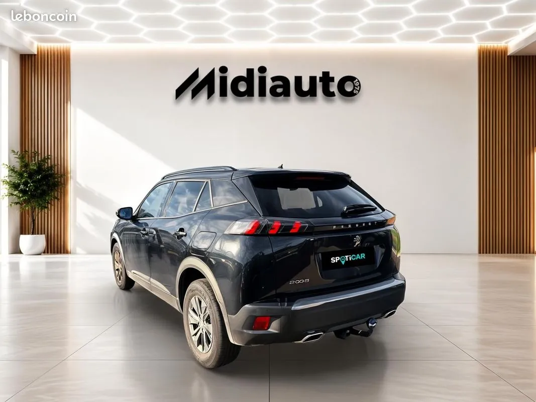 Peugeot 2008 2022 photo 3