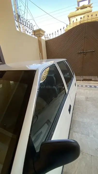 Suzuki Cultus