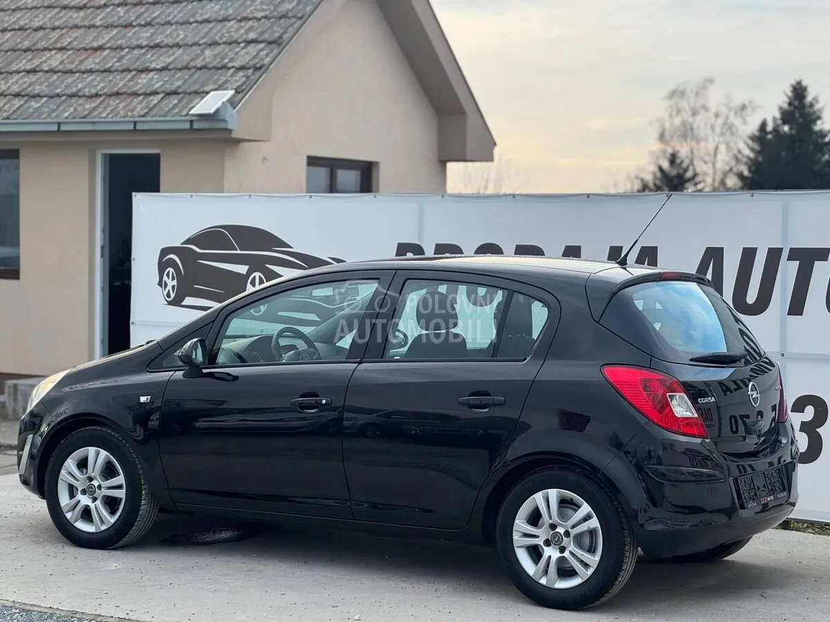 Opel Corsa D 2011 photo 5