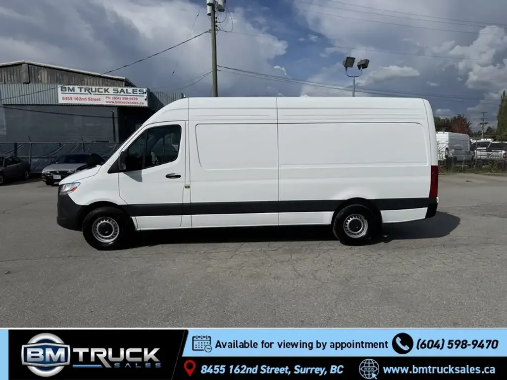 Mercedes-Benz Sprinter 2500 2025 photo 2