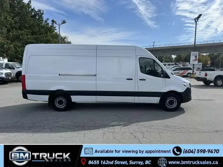 Mercedes-Benz Sprinter 2500