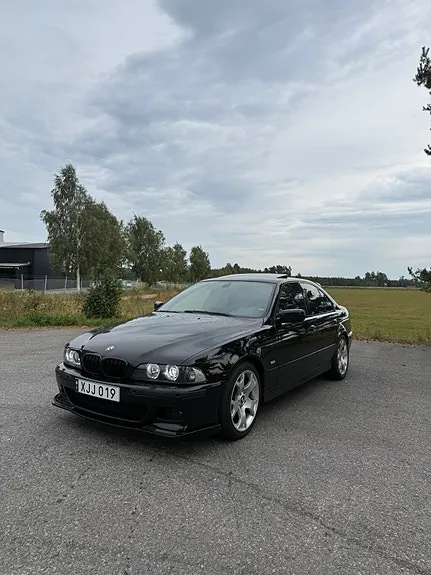 BMW 540I