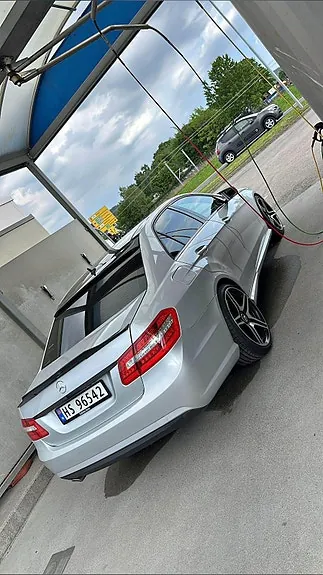 Mercedes-Benz E-Class 2009 photo 5