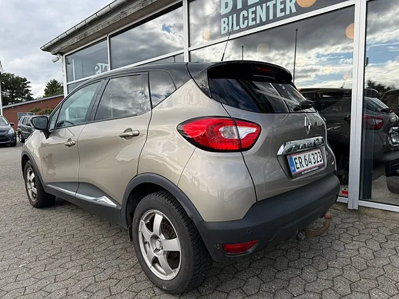 Renault Captur 2015 photo 2