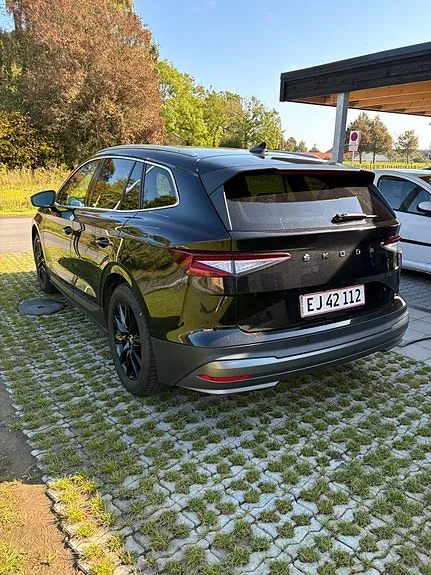 Skoda Enyaq 2021 photo 2