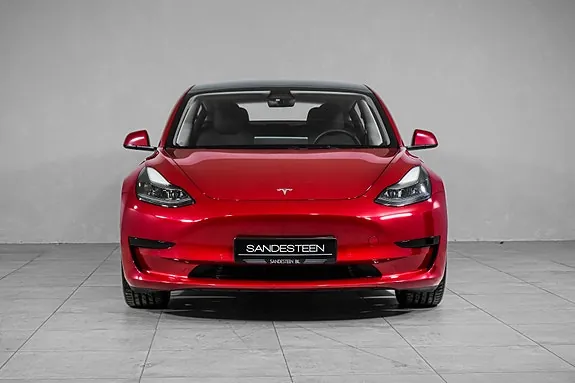 Tesla Model 3 2022 photo 2