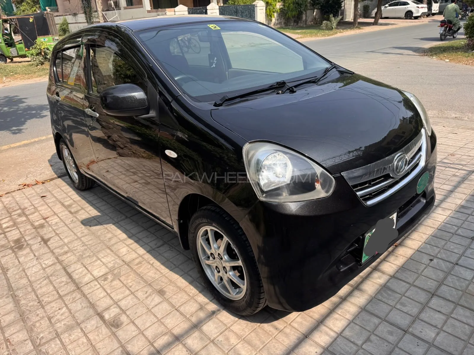 Daihatsu Mira