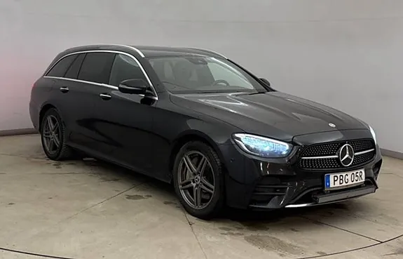 Mercedes-Benz E300 De 2022 photo 4