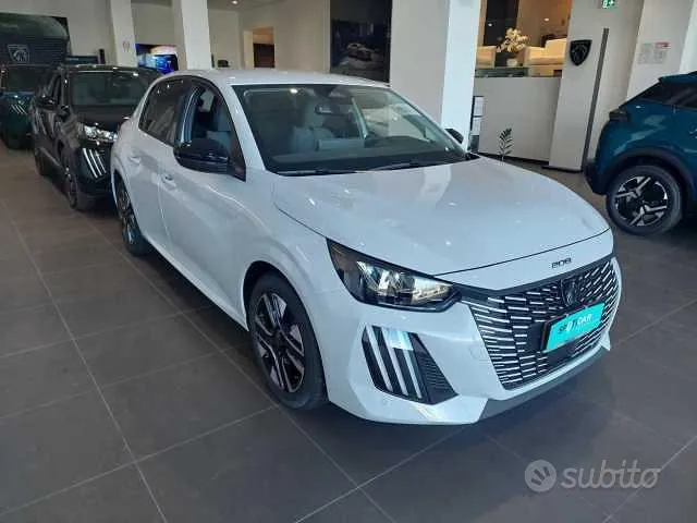 Peugeot 208 2025 photo 3