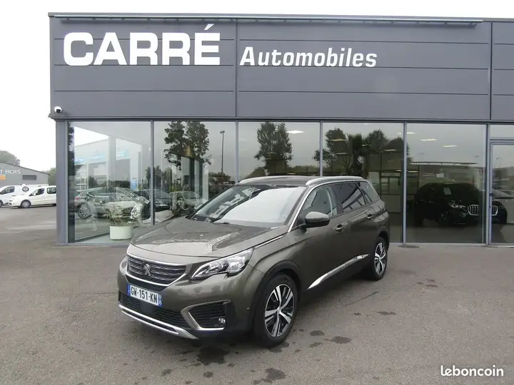 Peugeot 5008