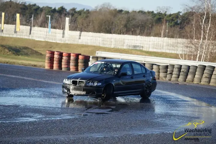 BMW 325I