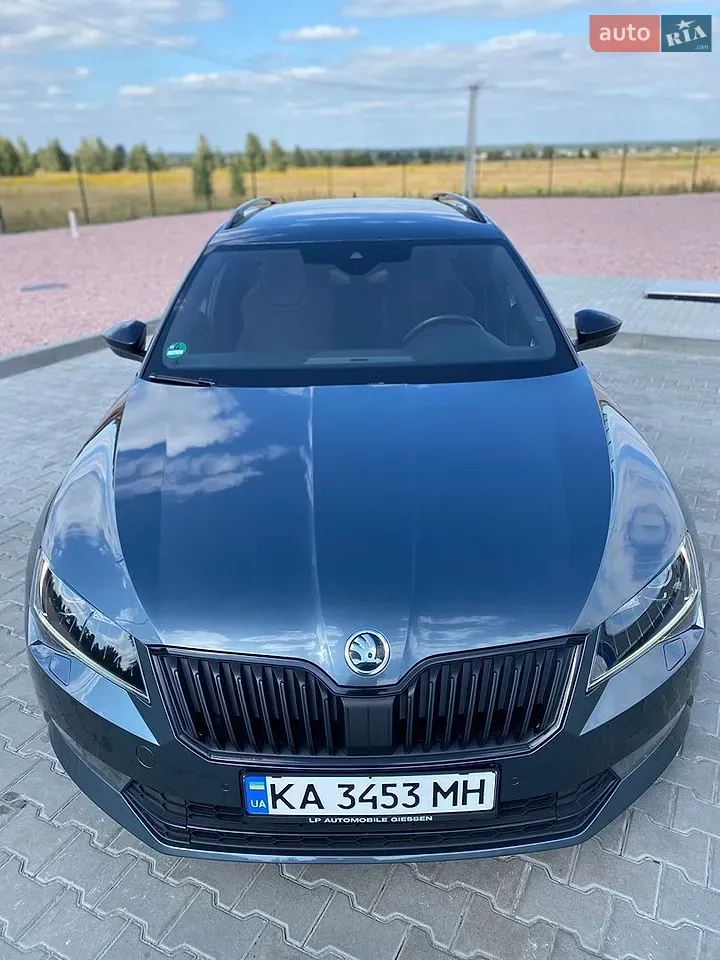Skoda Superb 2017 photo 4