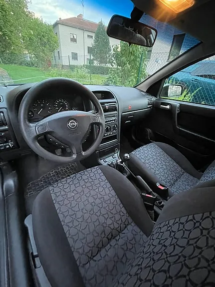 Opel Astra 2000 photo 5