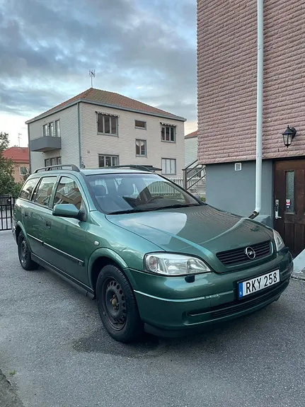 Opel Astra 2000 photo 2
