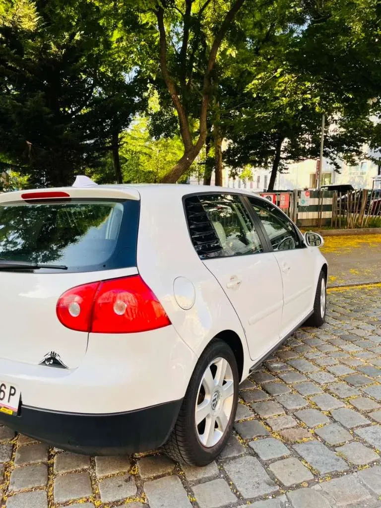 Volkswagen Golf 2008 photo 3