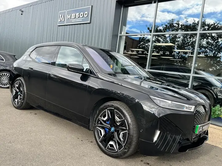 BMW Ix