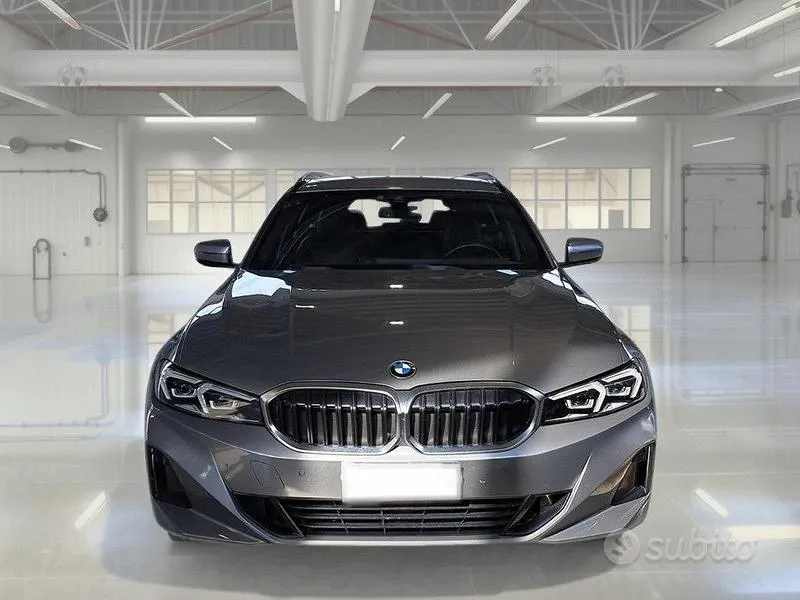 BMW 318 2022 photo 2