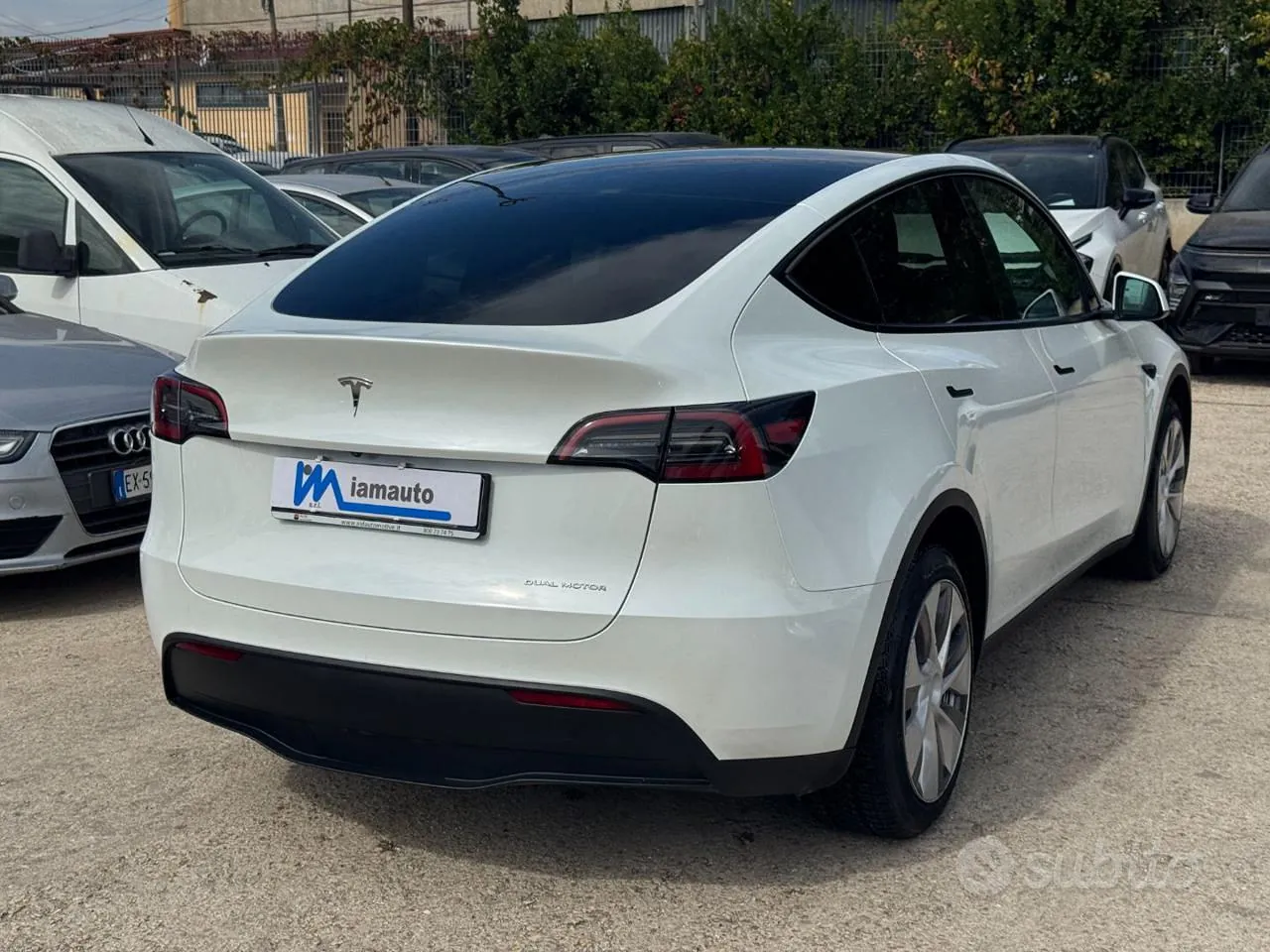 Tesla Model Y 2023 photo 5
