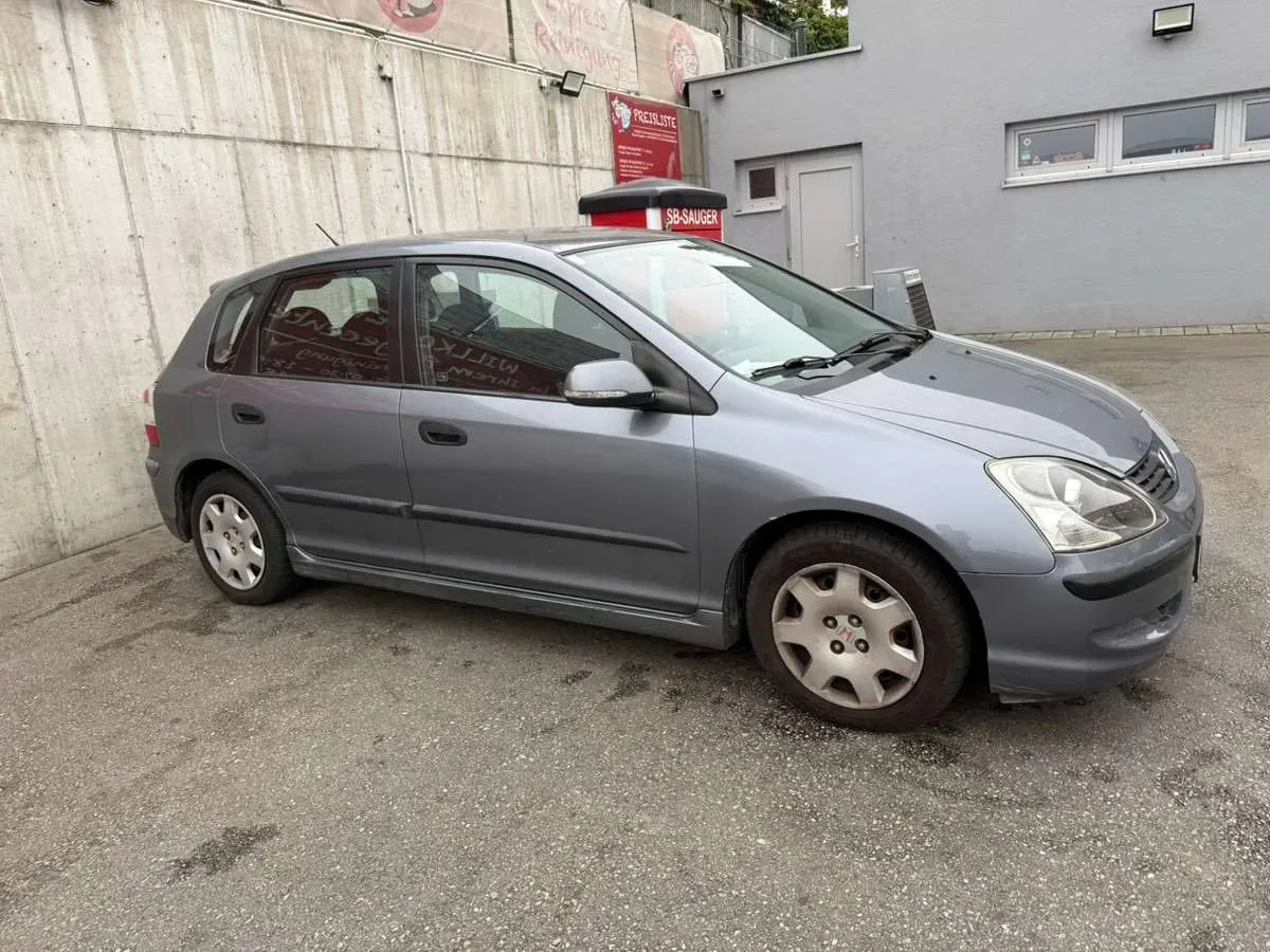 Honda Civic 2005 photo 3