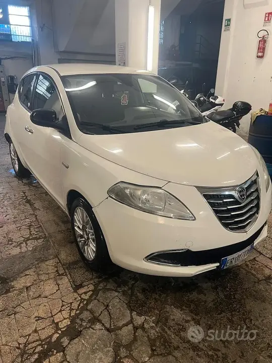 Lancia Ypsilon 2013 photo 3