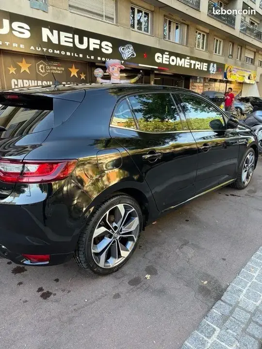 Renault Megane 2017 photo 2