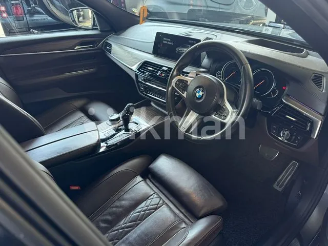 BMW 630I 2018 photo 2