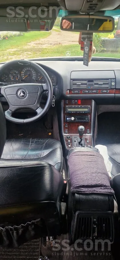 Mercedes-Benz S300 1997 photo 3