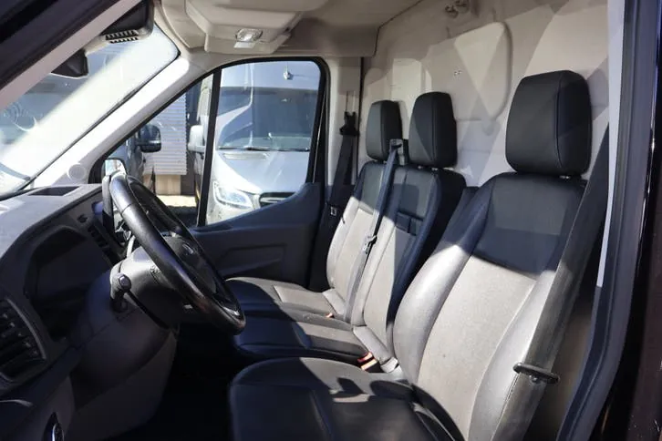 Ford Transit 2022 photo 3