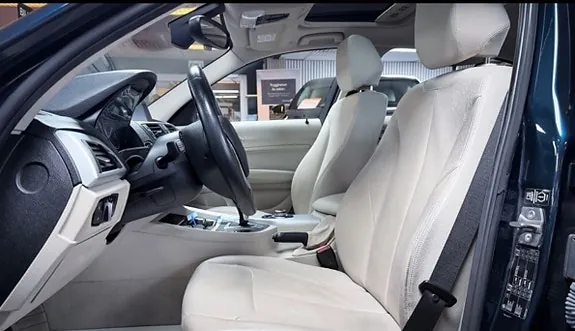 BMW 118D 2012 photo 3