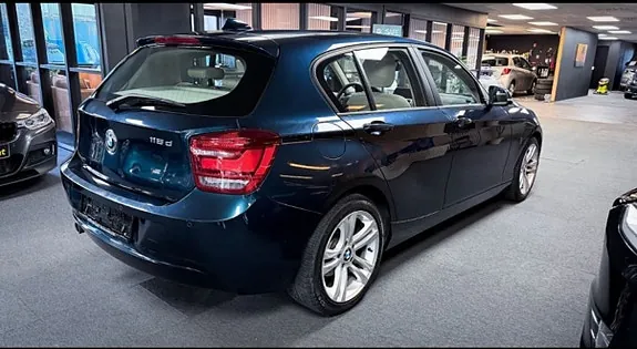 BMW 118D 2012 photo 2