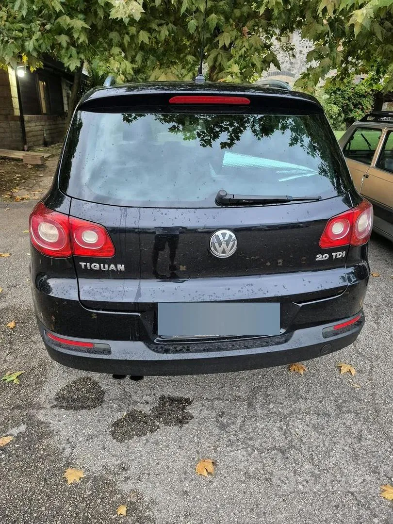 Volkswagen Tiguan 2008 photo 2