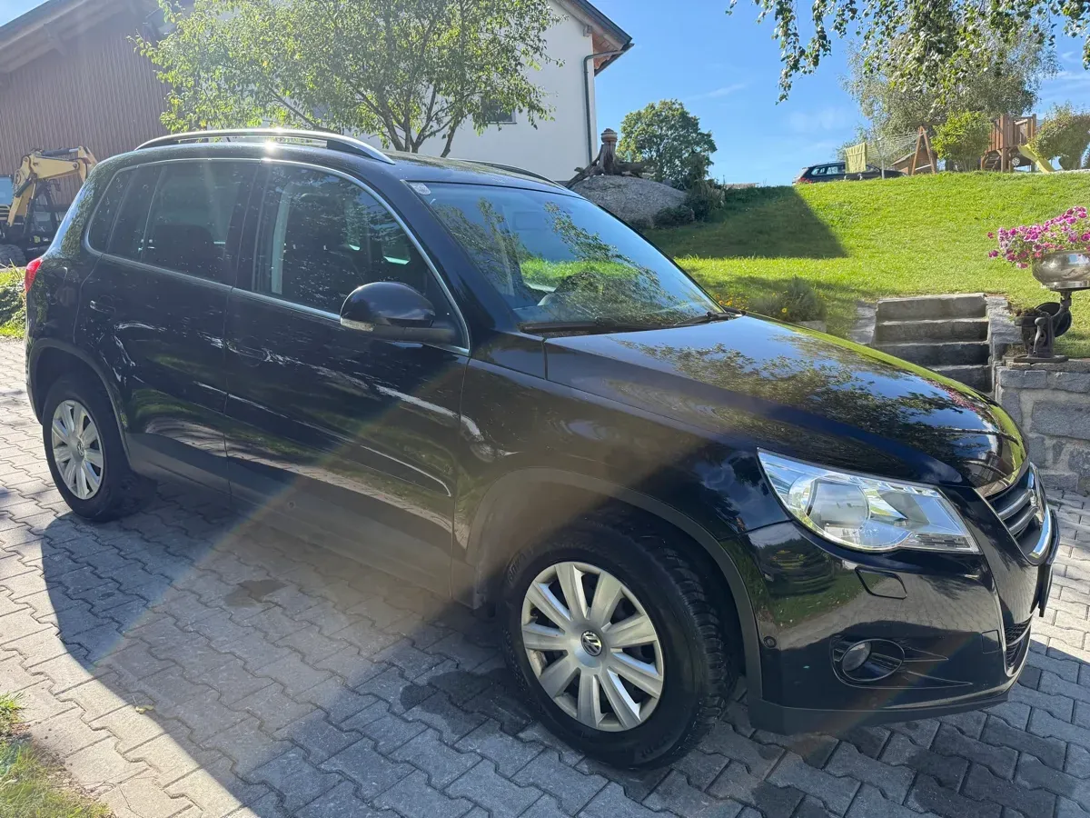 Volkswagen Tiguan 2010 photo 3