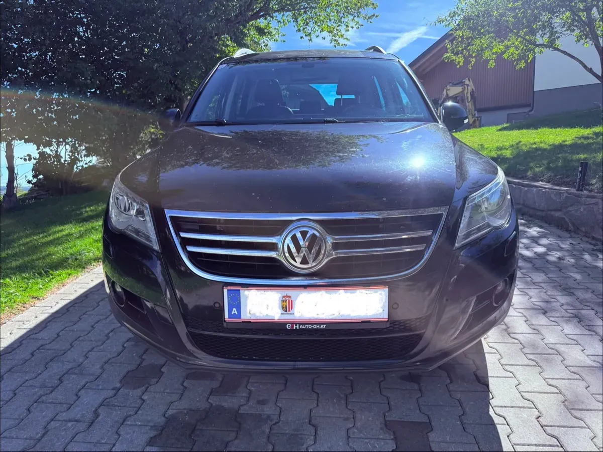 Volkswagen Tiguan 2010 photo 2