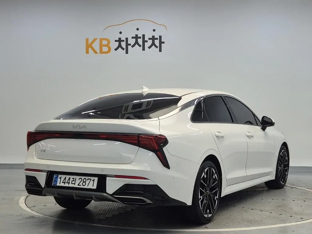 Kia K5 2024 photo 3