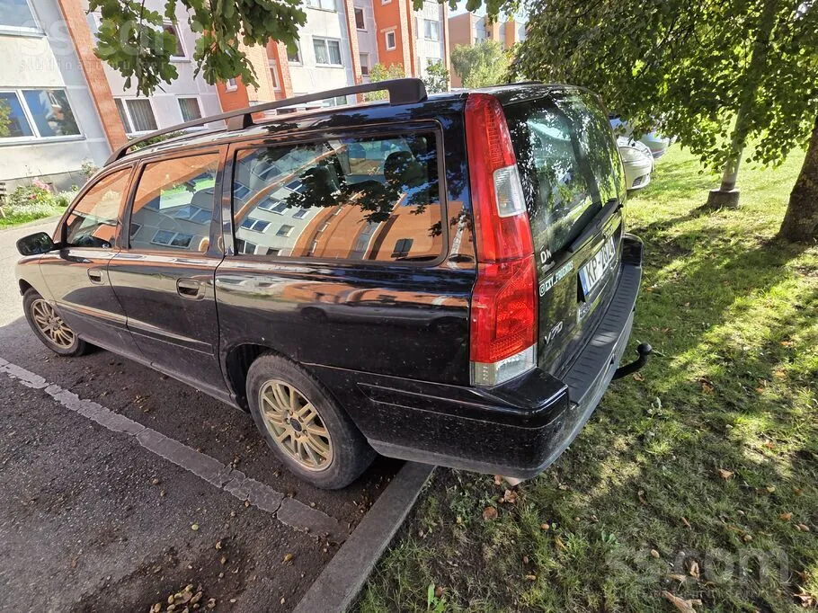 Volvo V70 2006 photo 2