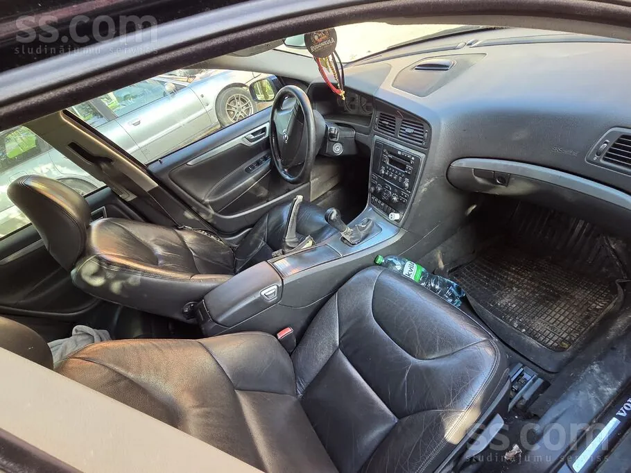 Volvo V70 2006 photo 4