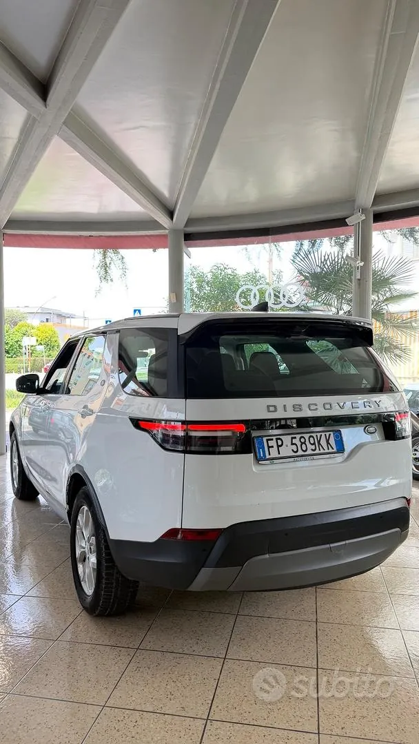Land Rover Discovery 2018 photo 5