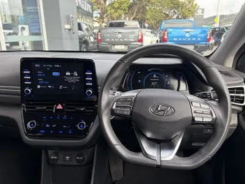 Hyundai Ioniq 2023 photo 5