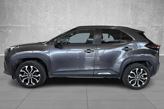 Toyota Yaris Cross 2024 photo 2