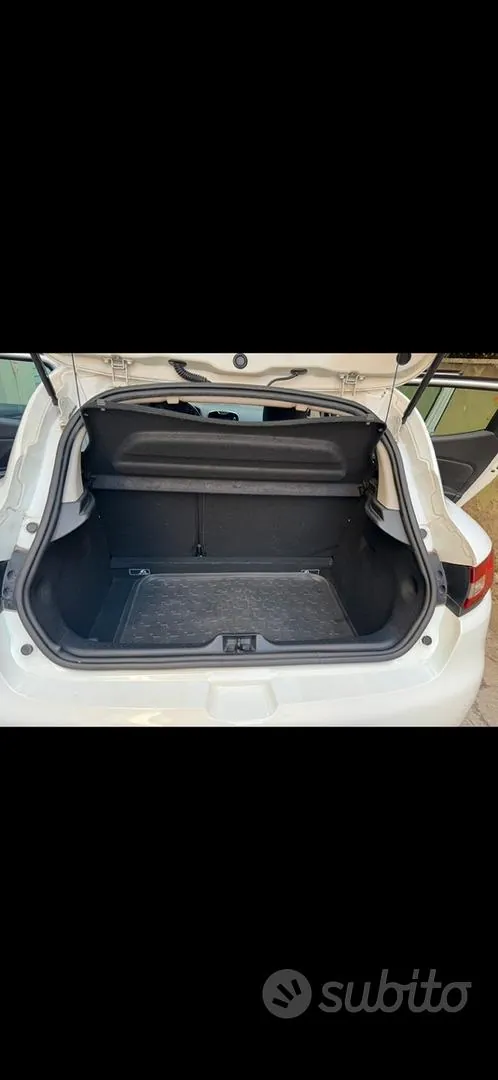 Renault Clio 2014 photo 5