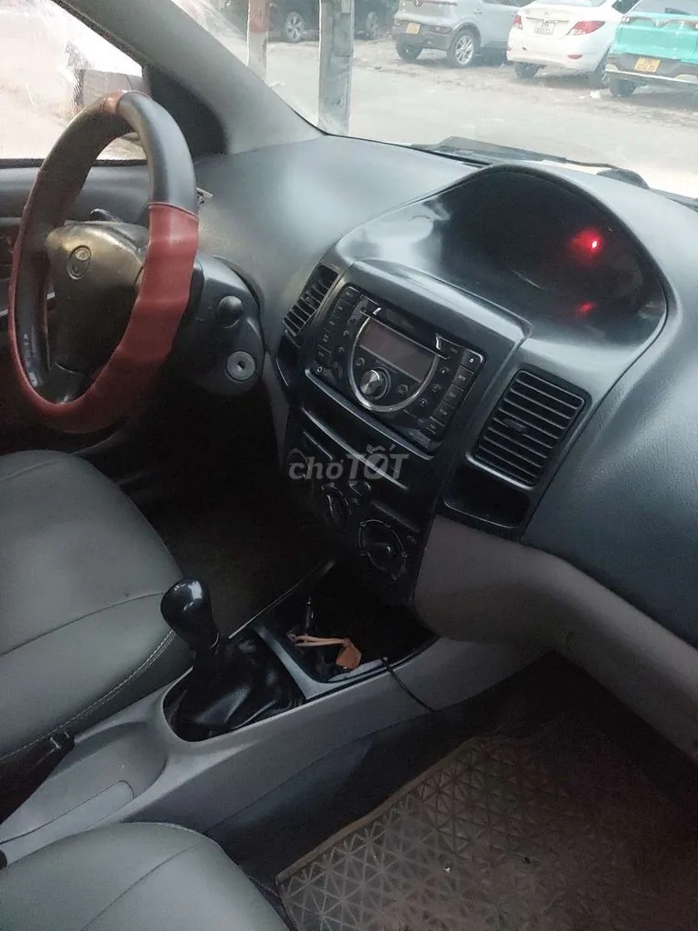Toyota Vios 2005 photo 2