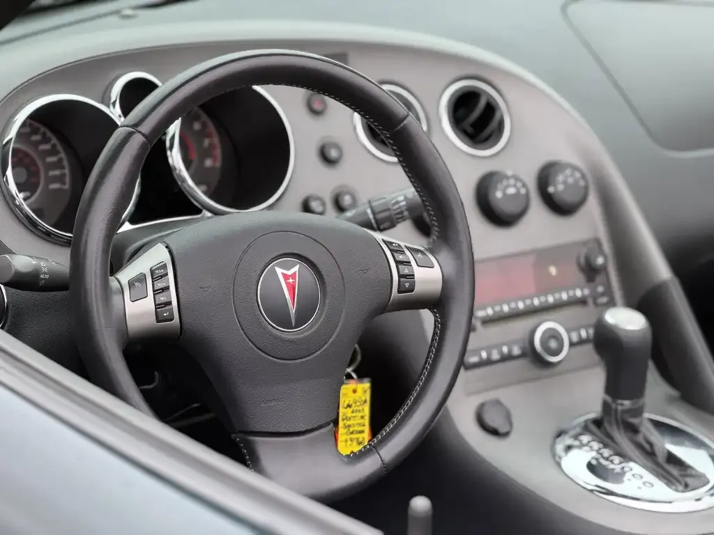 Pontiac Solstice 2008 photo 3