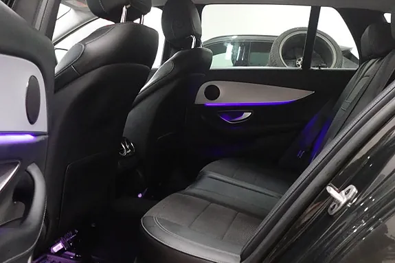 Mercedes-Benz E300 2021 photo 4