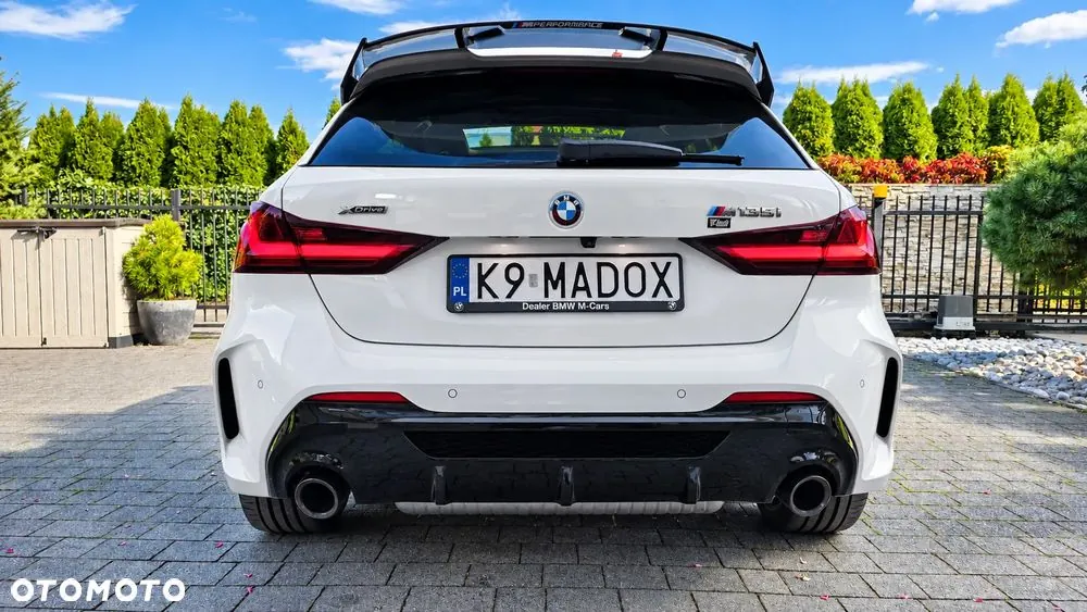 BMW 135I 2022 photo 4