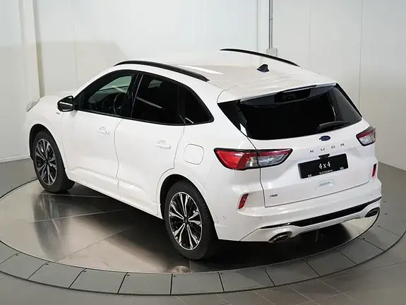 Ford Kuga 2021 photo 2